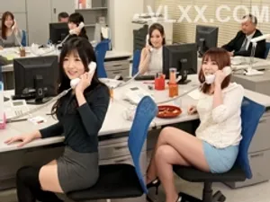 Bắn tinh trùng lẫn lồn với nước lồn của em
