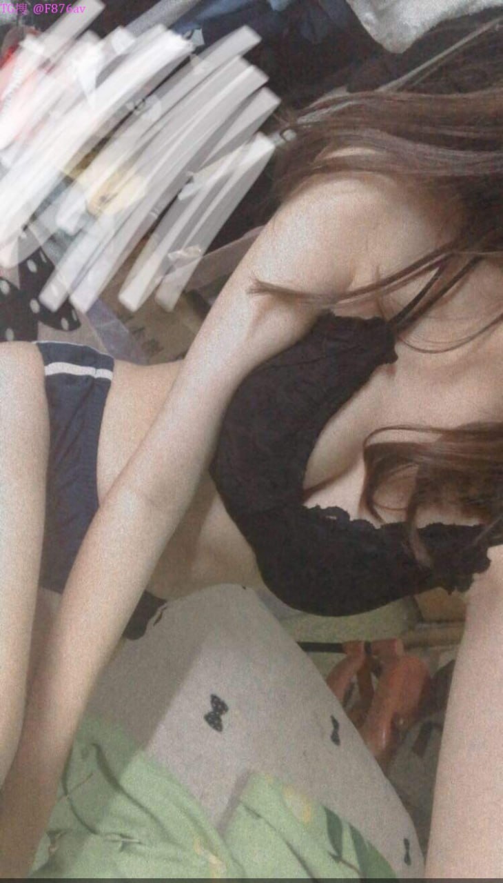 Chồng yêu đi làm, bà xã ở nhà nện nhau với anh pt trẻ khoẻ