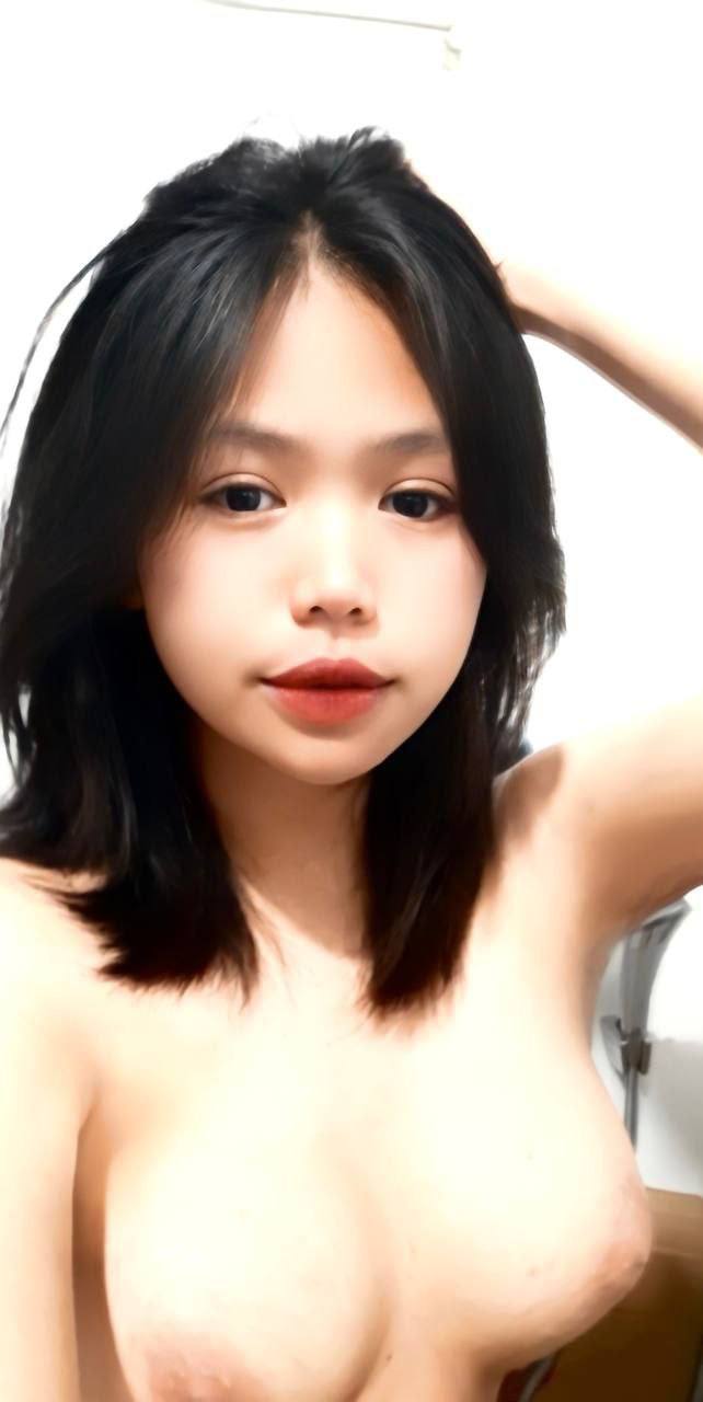 Lút cán em yêu trong bồn tắm cực kích thích